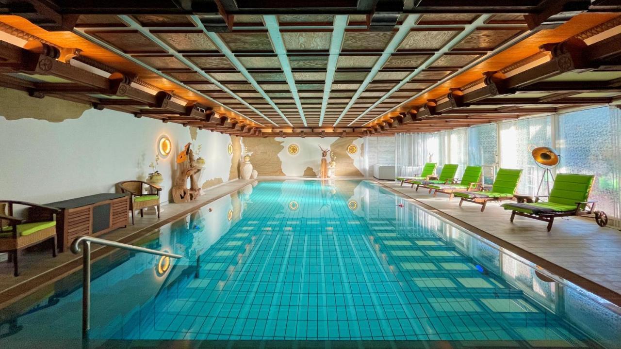 Villa Am Park 바트즈위스케나흔 외부 사진