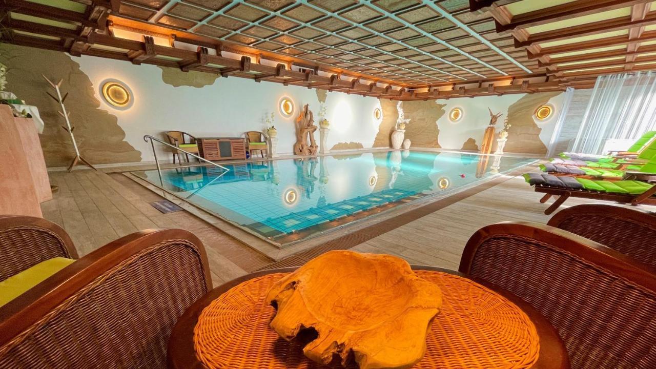 Villa Am Park 바트즈위스케나흔 외부 사진