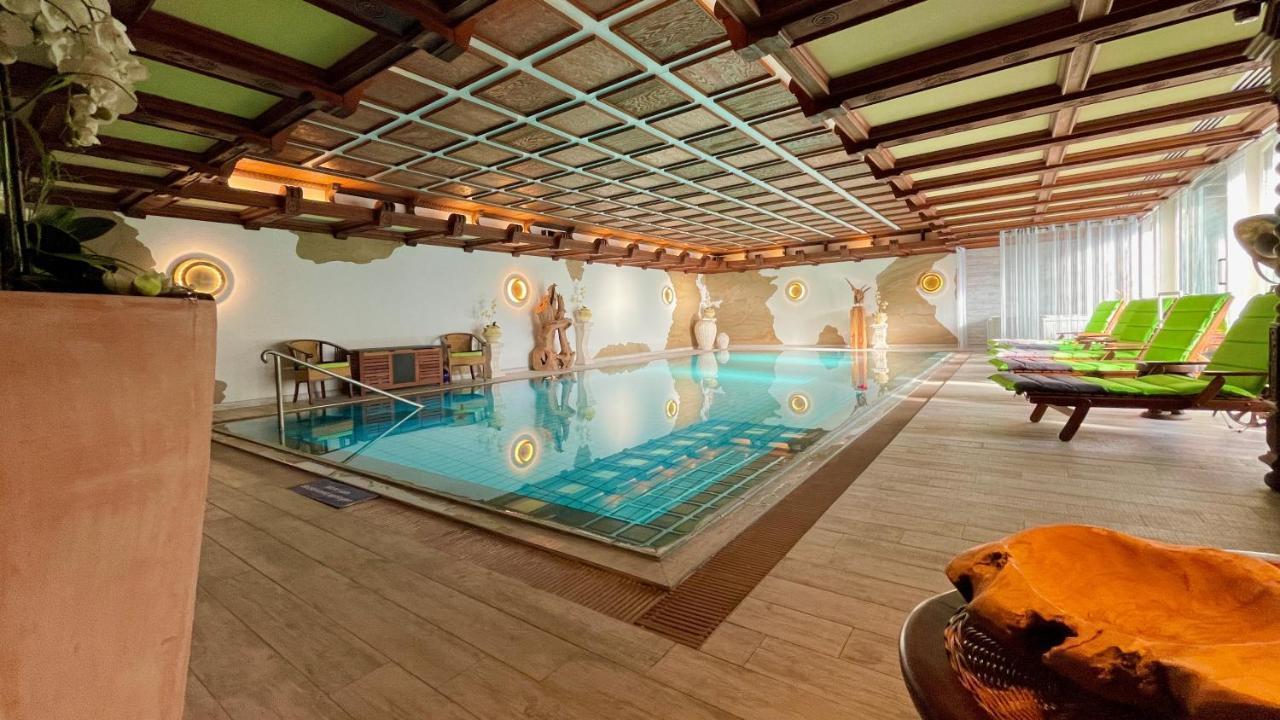 Villa Am Park 바트즈위스케나흔 외부 사진